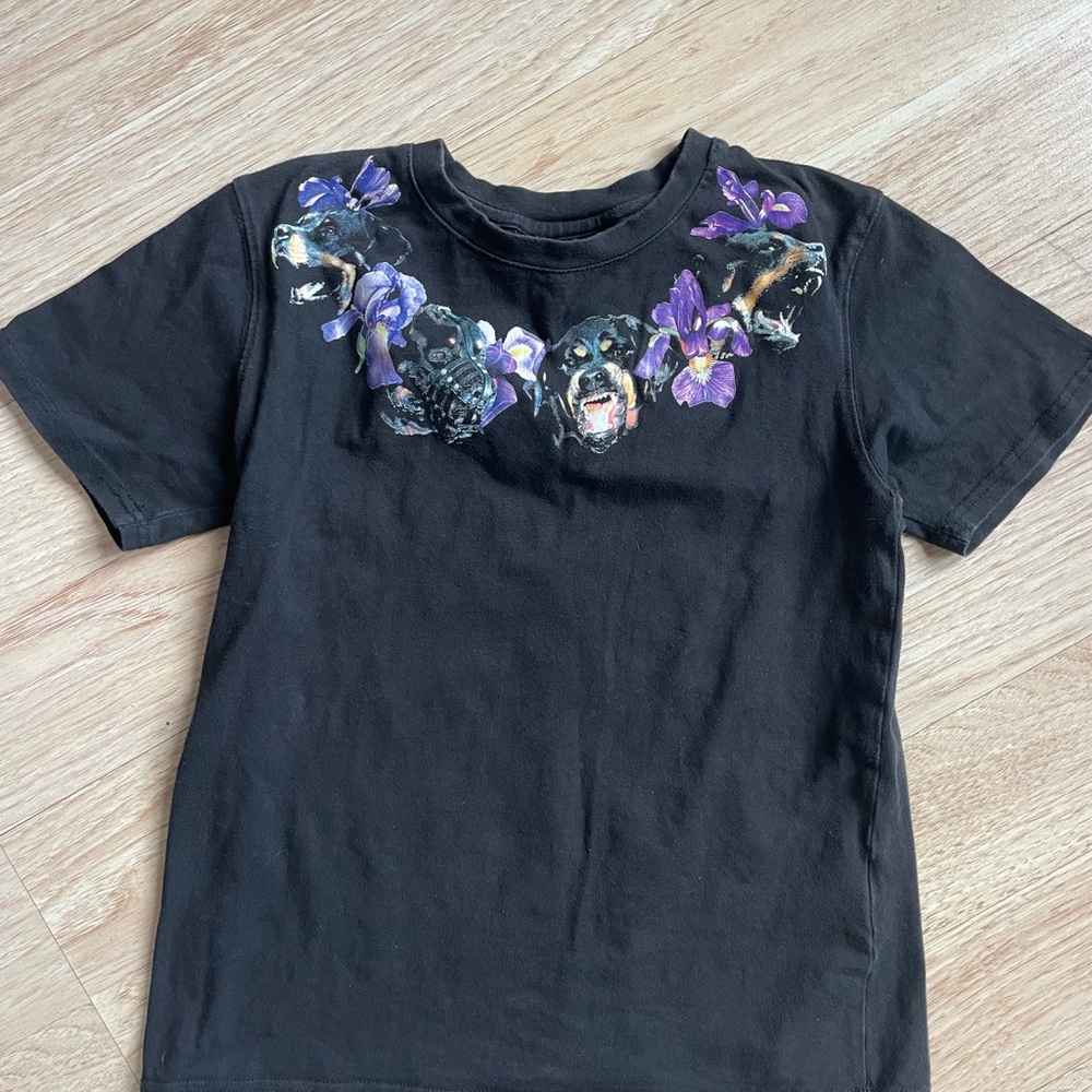 Black T-Shirt with Dog and Flower Design